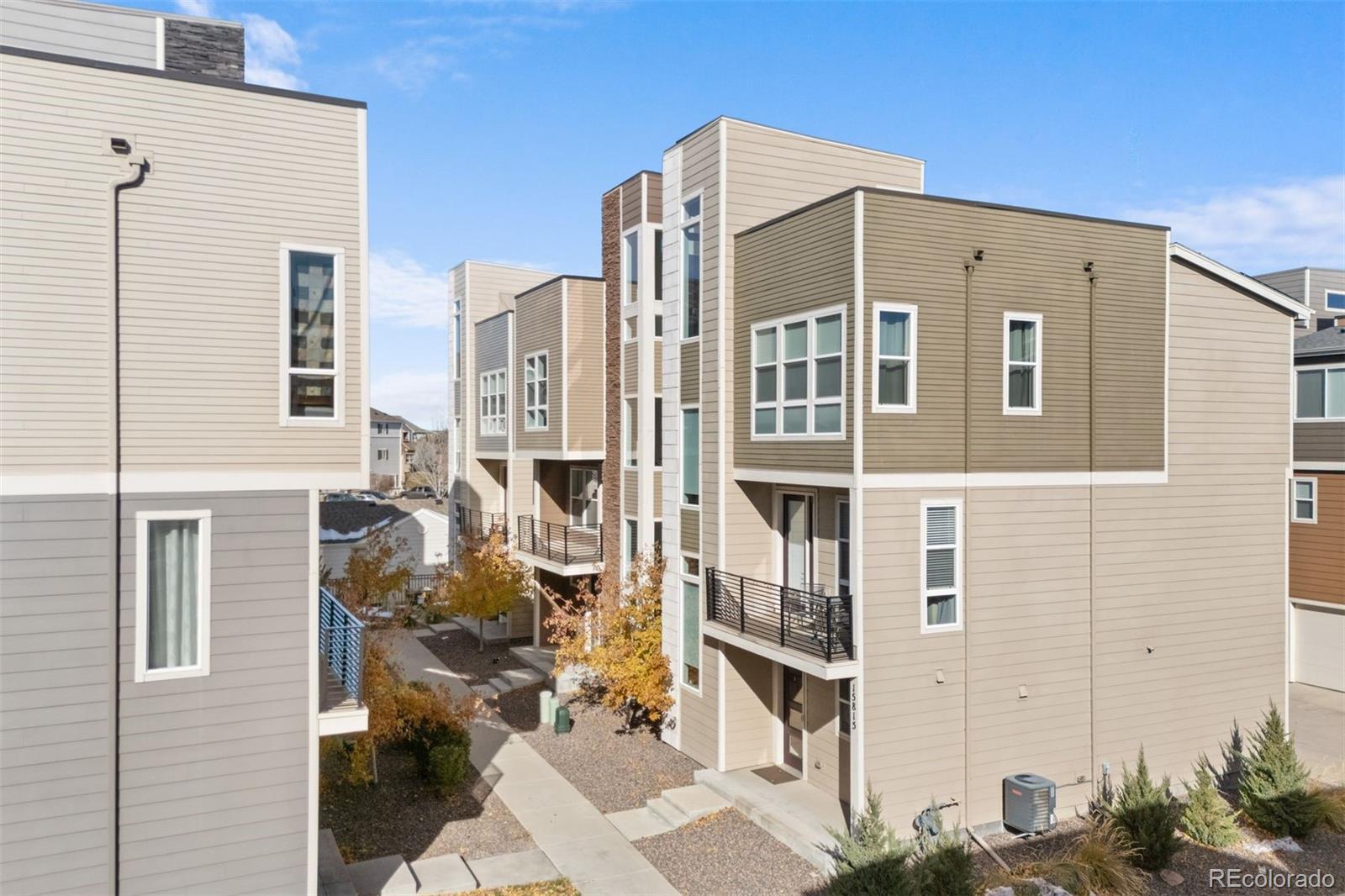 15807 E Broncos Place