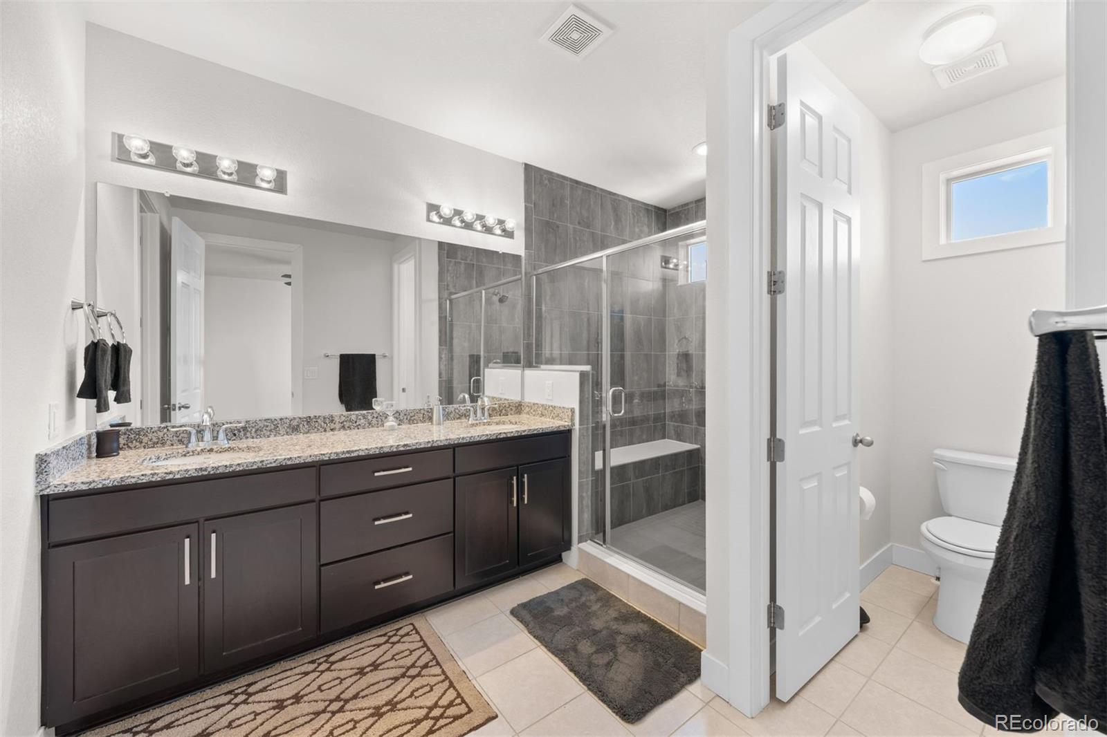 15807 E Broncos Place