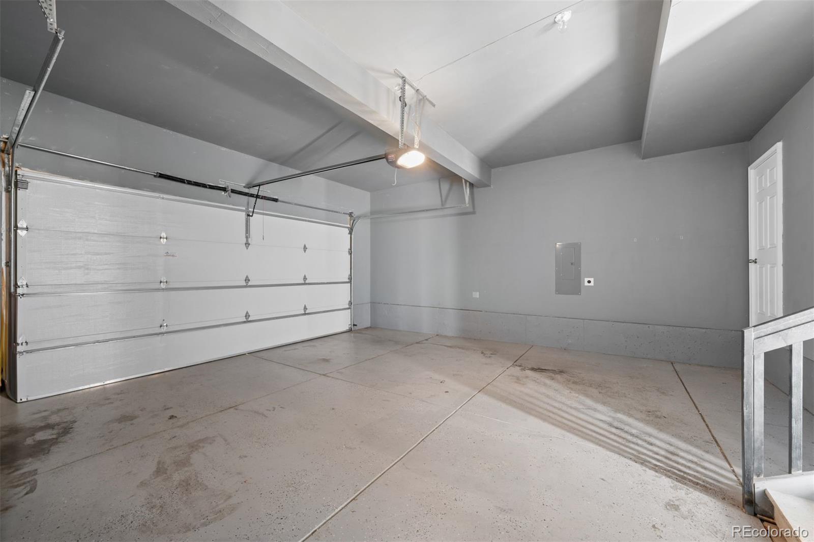 15807 E Broncos Place