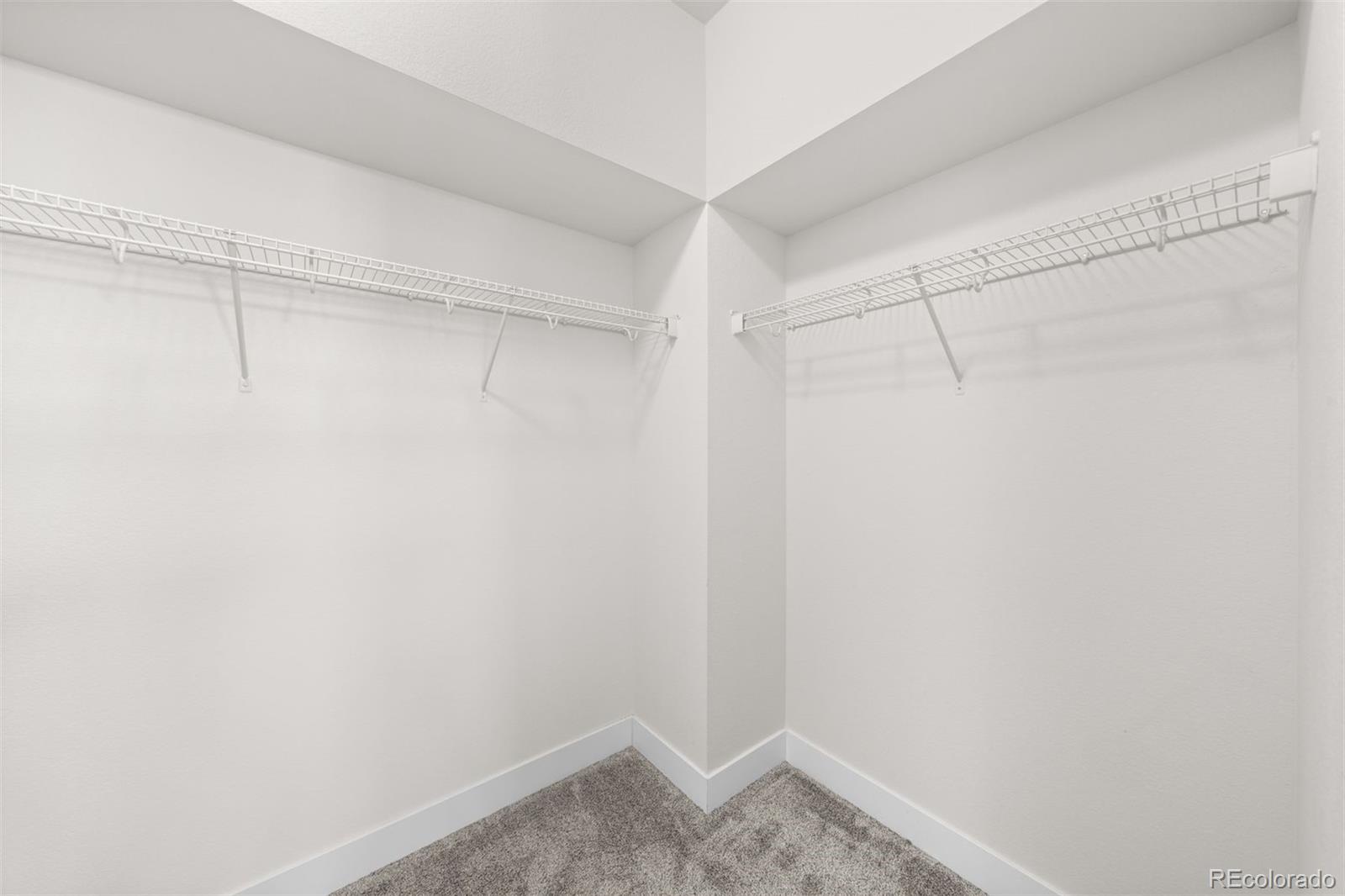 15807 E Broncos Place