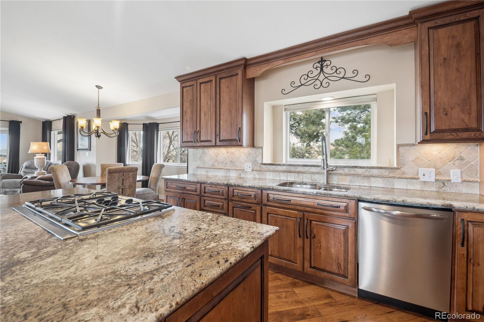 6795 E Lookout Drive