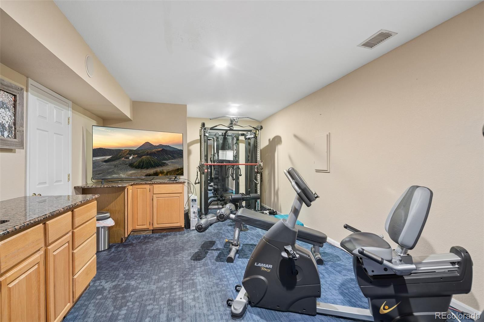 6795 E Lookout Drive