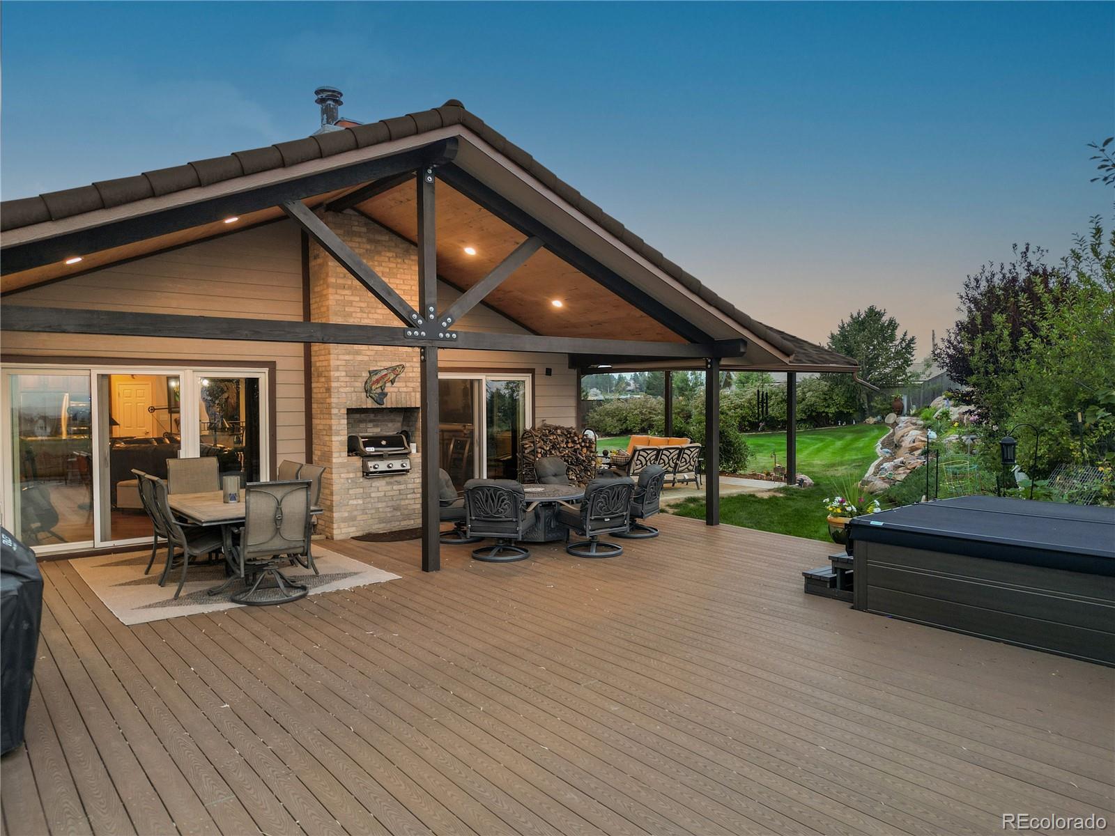 6795 E Lookout Drive