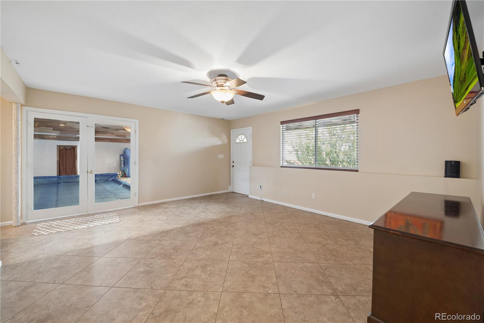 6795 E Lookout Drive