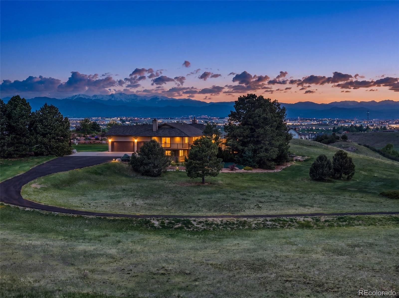 6795 E Lookout Drive