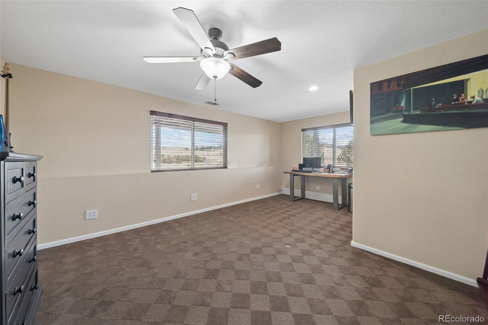 6795 E Lookout Drive