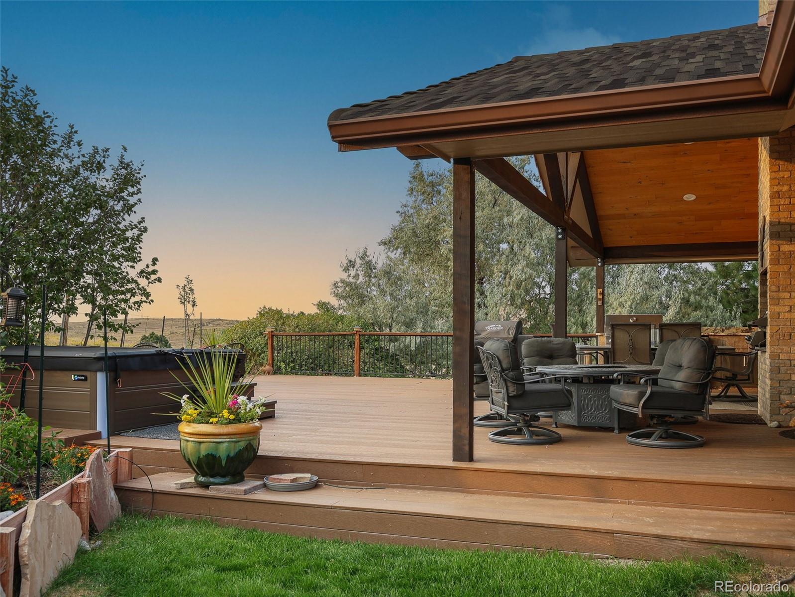 6795 E Lookout Drive