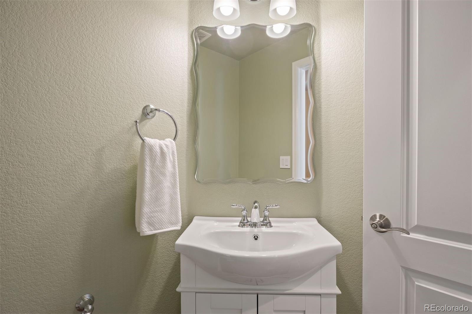5704 Jasper Pointe Circle