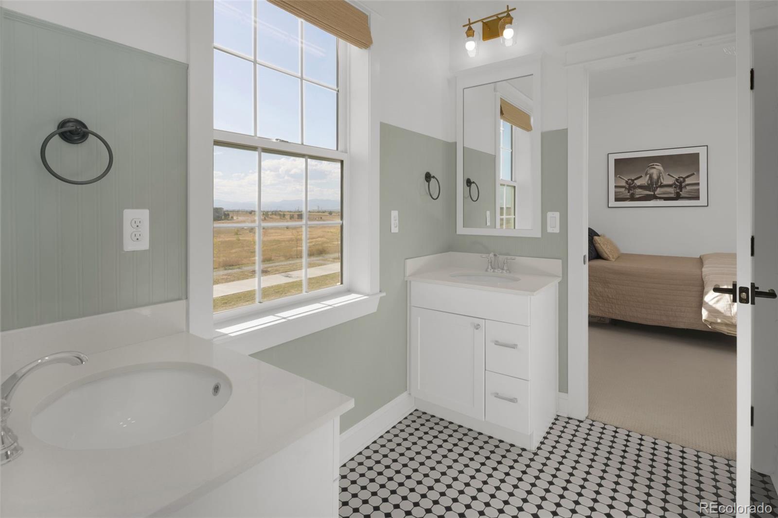 6288 N Dallas Street