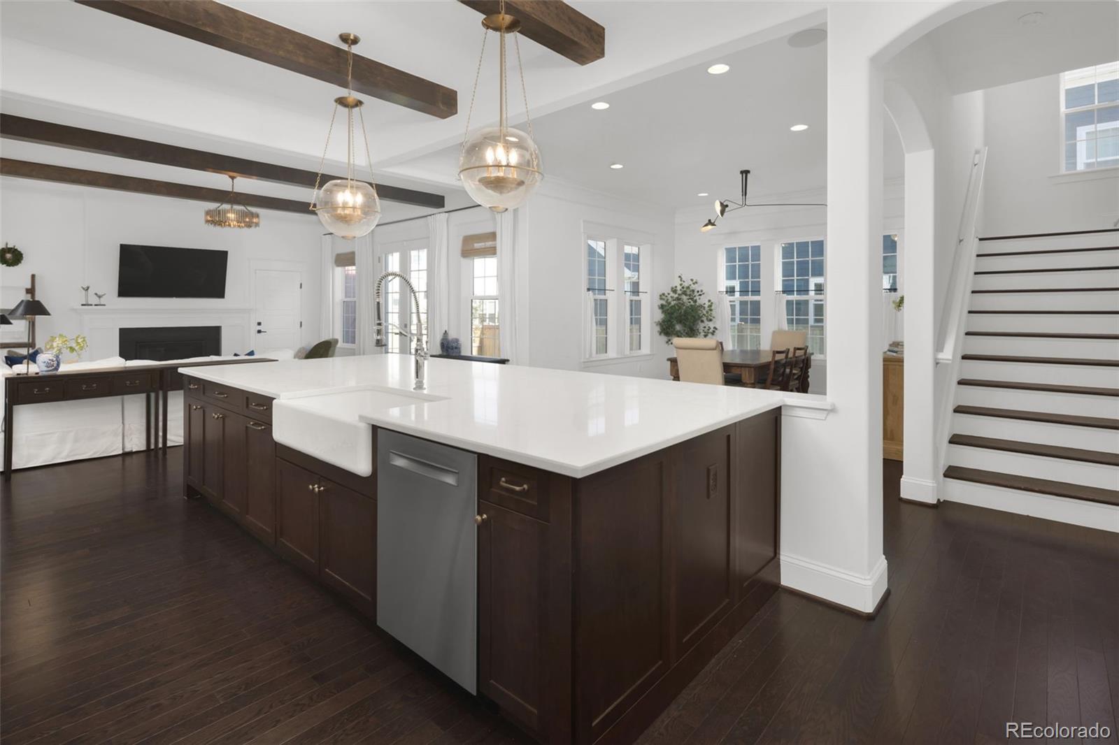 6288 N Dallas Street