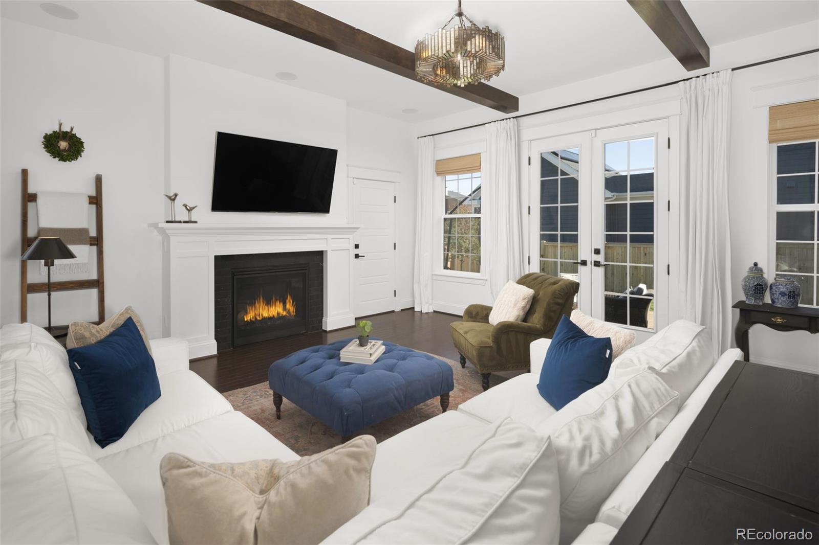 6288 N Dallas Street