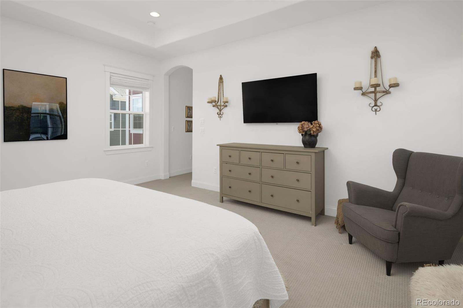 6288 N Dallas Street