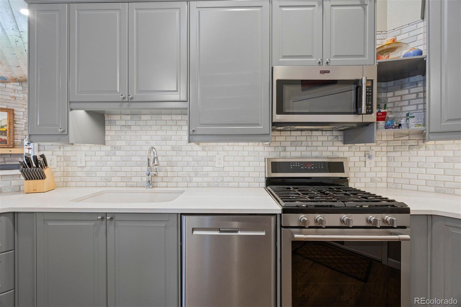 1470 S Quebec Way Unit: 101