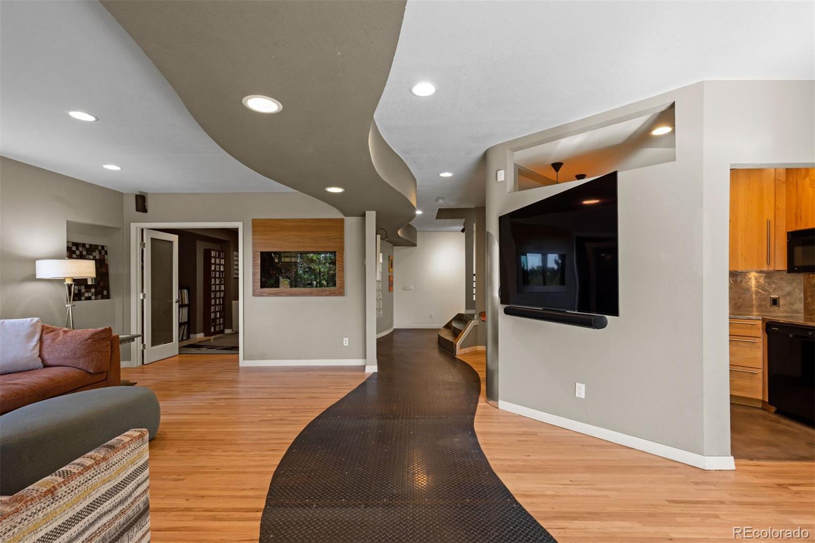 16118 Mountain Bluebird Way