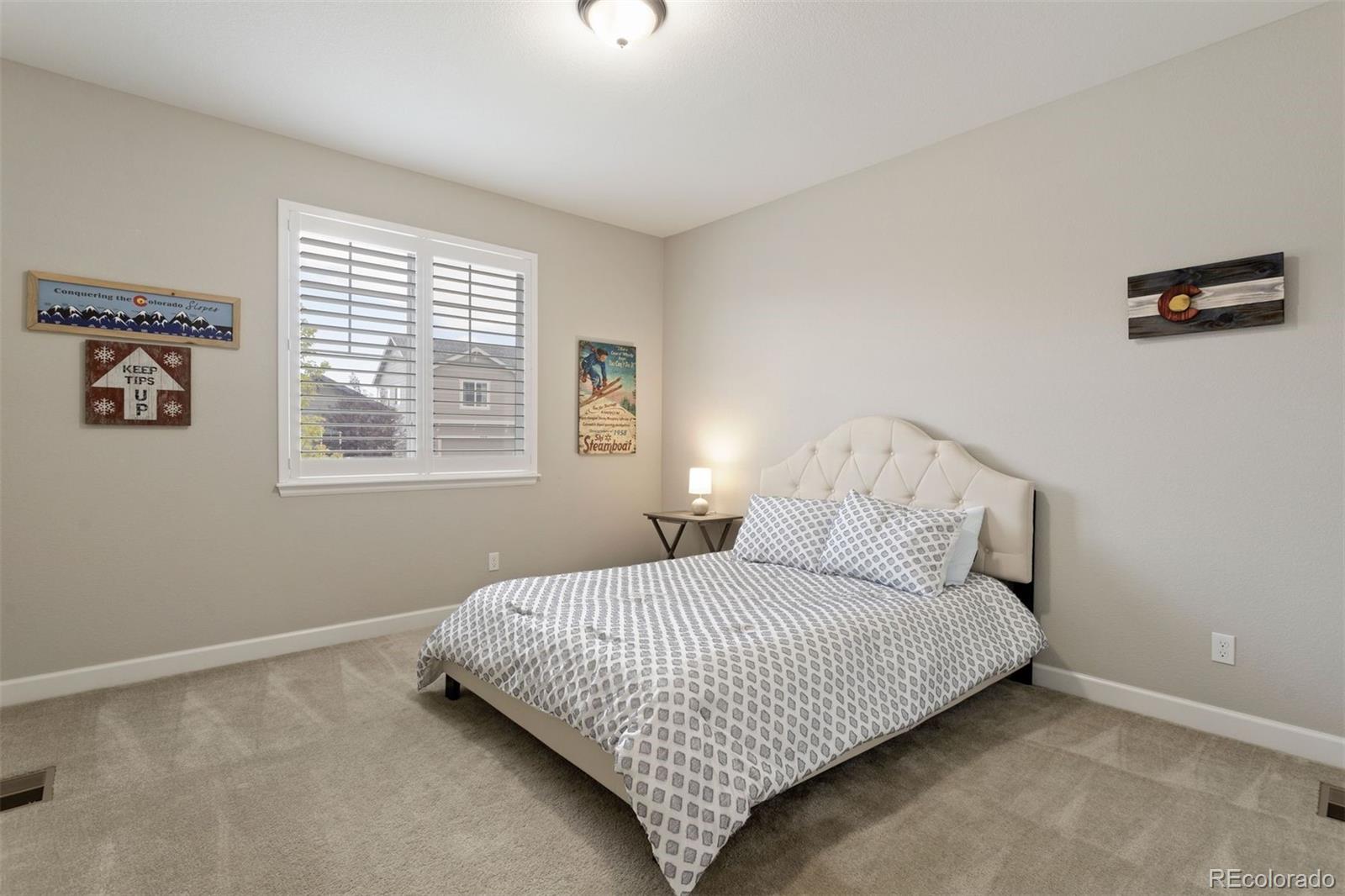 3702 White Rose Loop