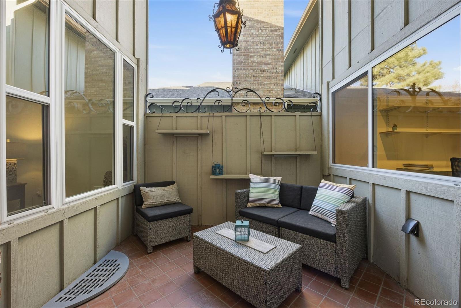 12135 E Amherst Circle