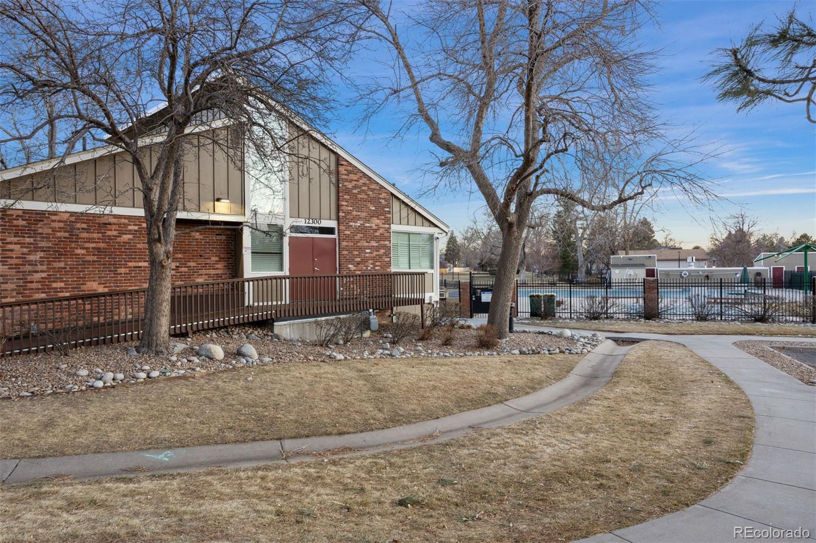 12135 E Amherst Circle