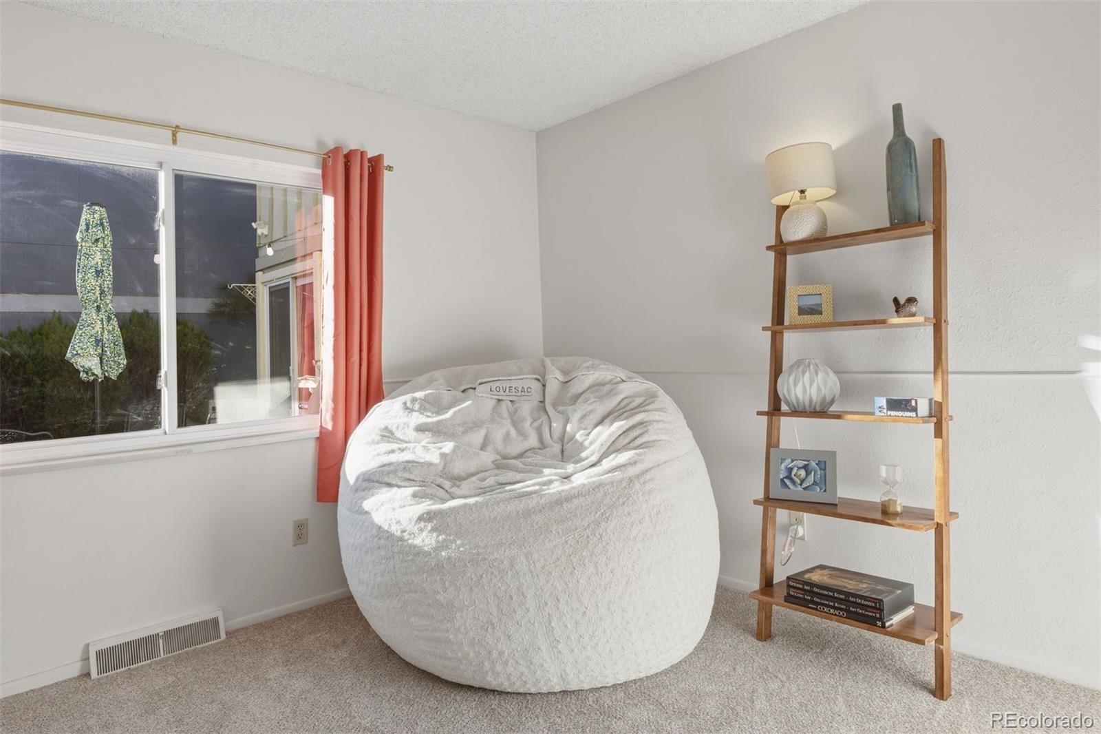 12135 E Amherst Circle