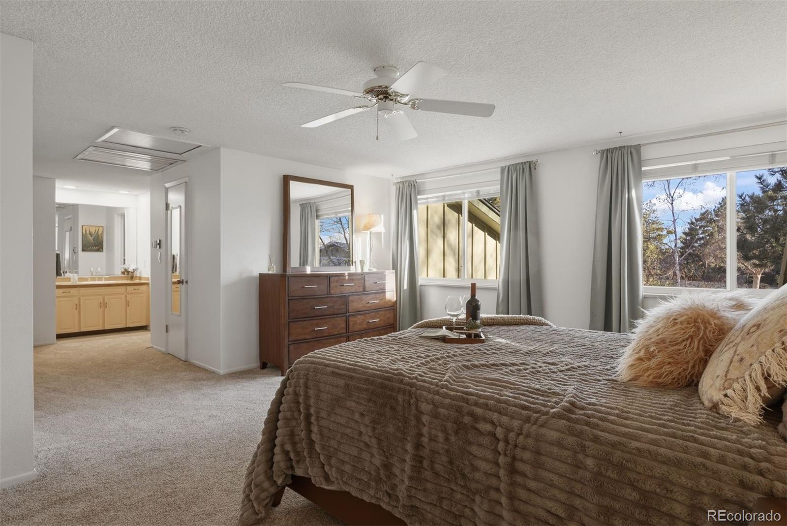 12135 E Amherst Circle