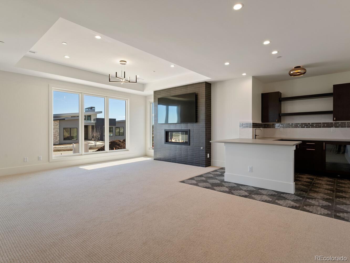 6199 Oxford Peak Lane