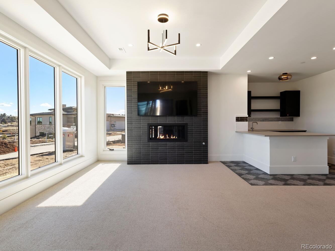 6199 Oxford Peak Lane