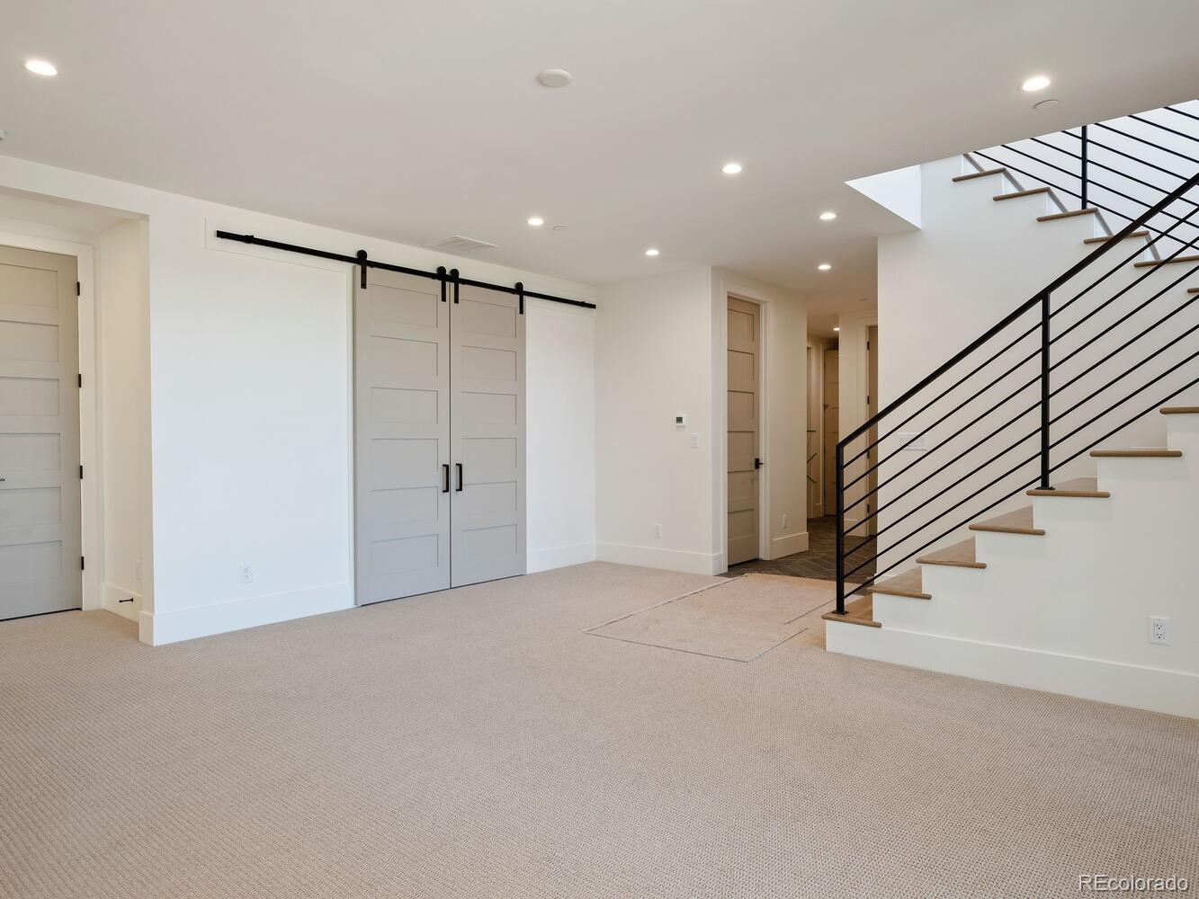 6199 Oxford Peak Lane