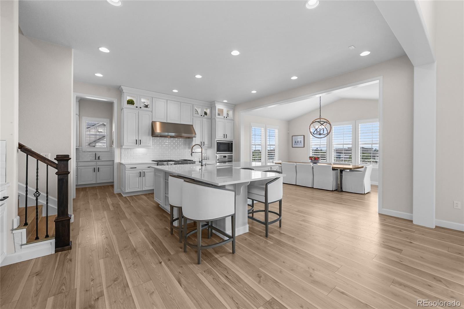 5625 Heritage Oak Drive