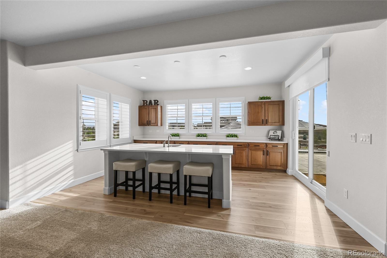 5625 Heritage Oak Drive