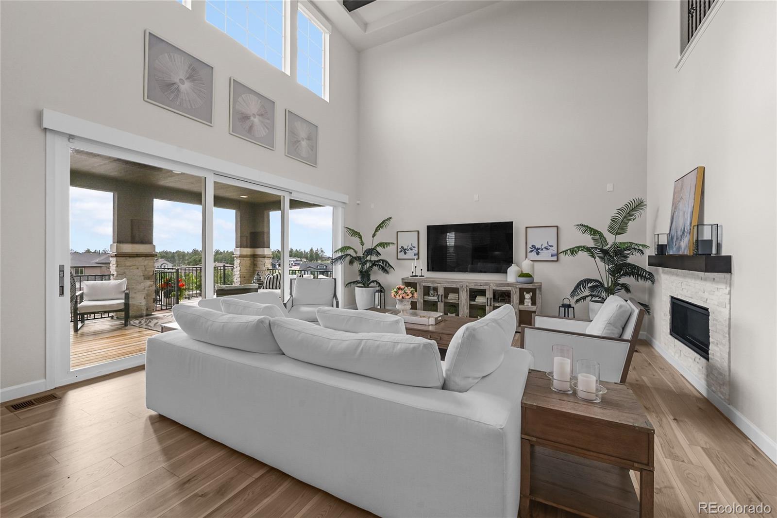 5625 Heritage Oak Drive