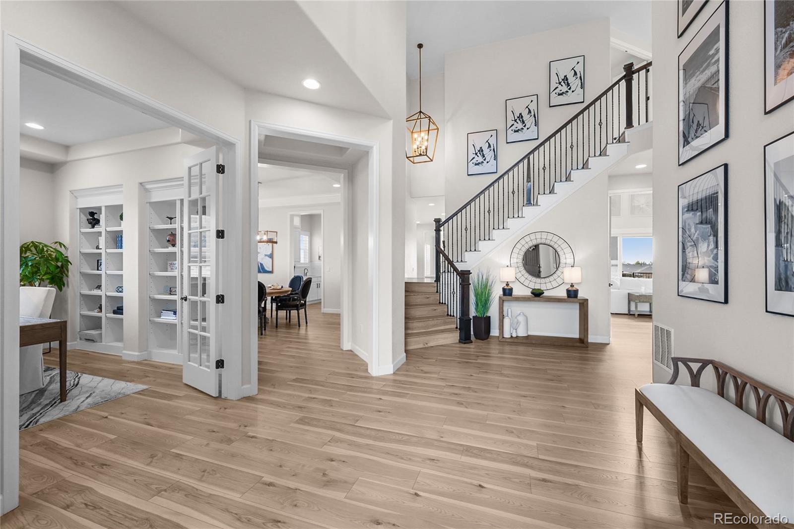 5625 Heritage Oak Drive