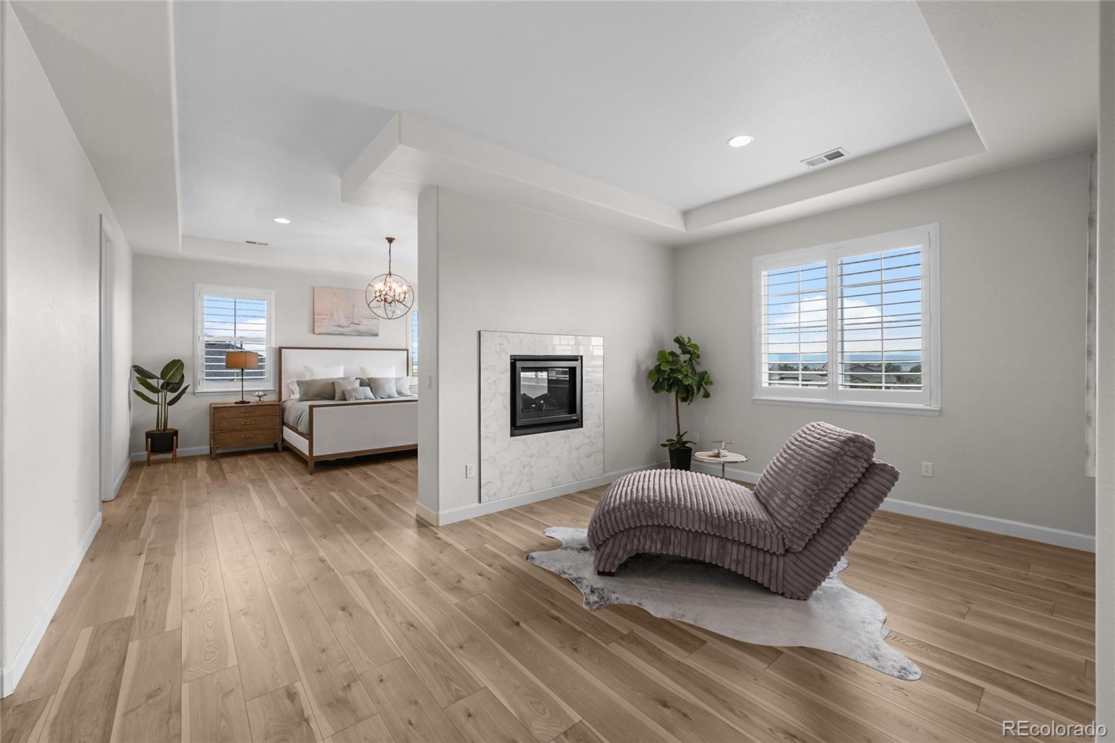 5625 Heritage Oak Drive