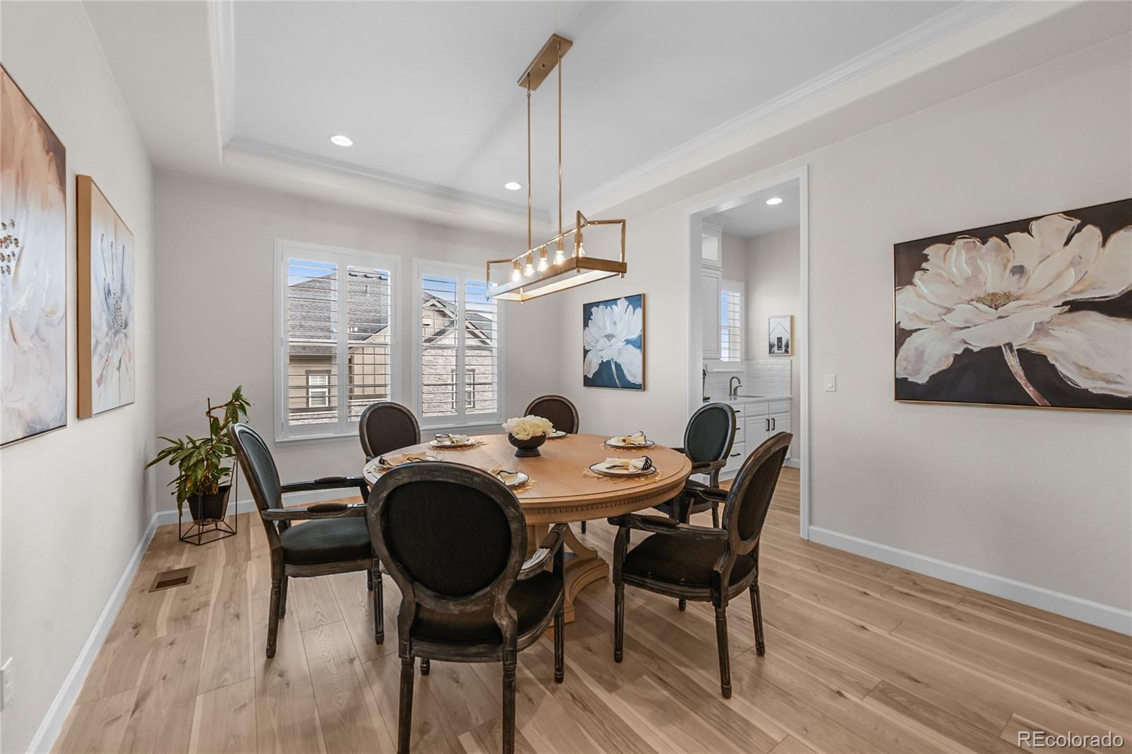 5625 Heritage Oak Drive