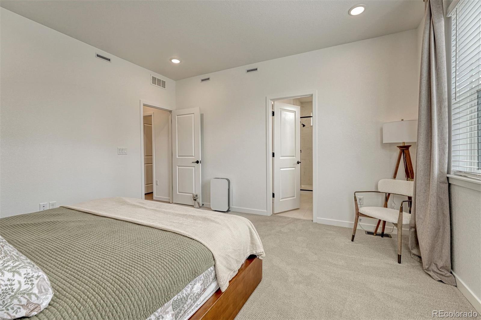 8673 Middle Fork Street