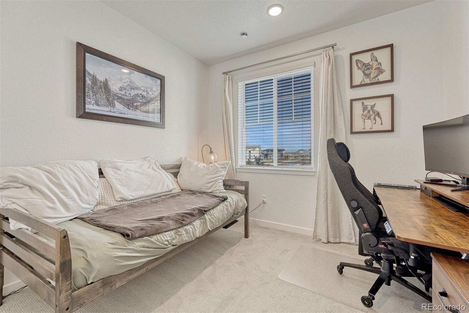 8673 Middle Fork Street