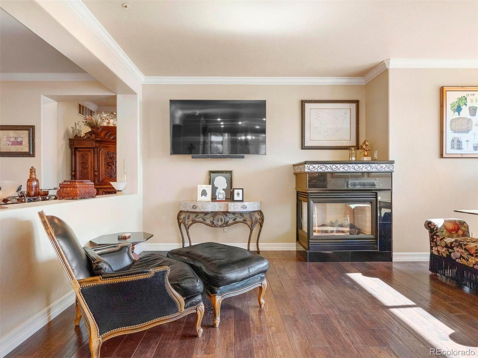 2124 Ridge Plaza Drive