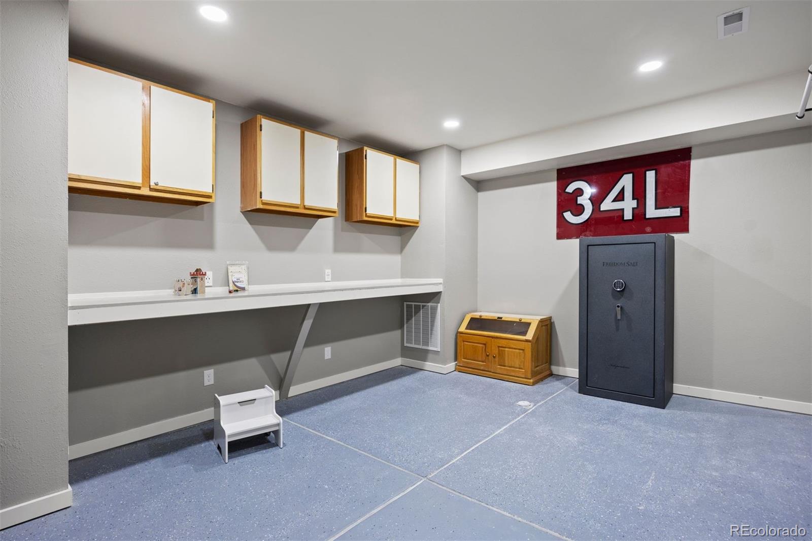 14100 Shasta Daisy Street