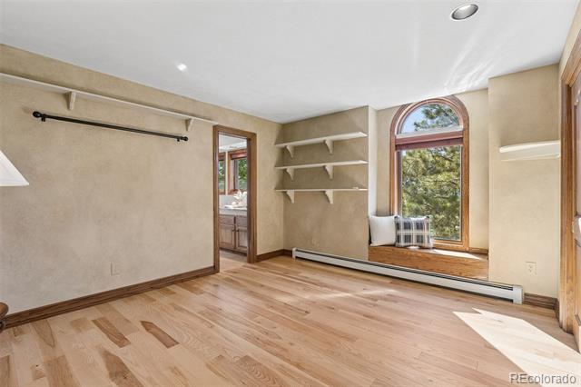 5588 Ponderosa Drive