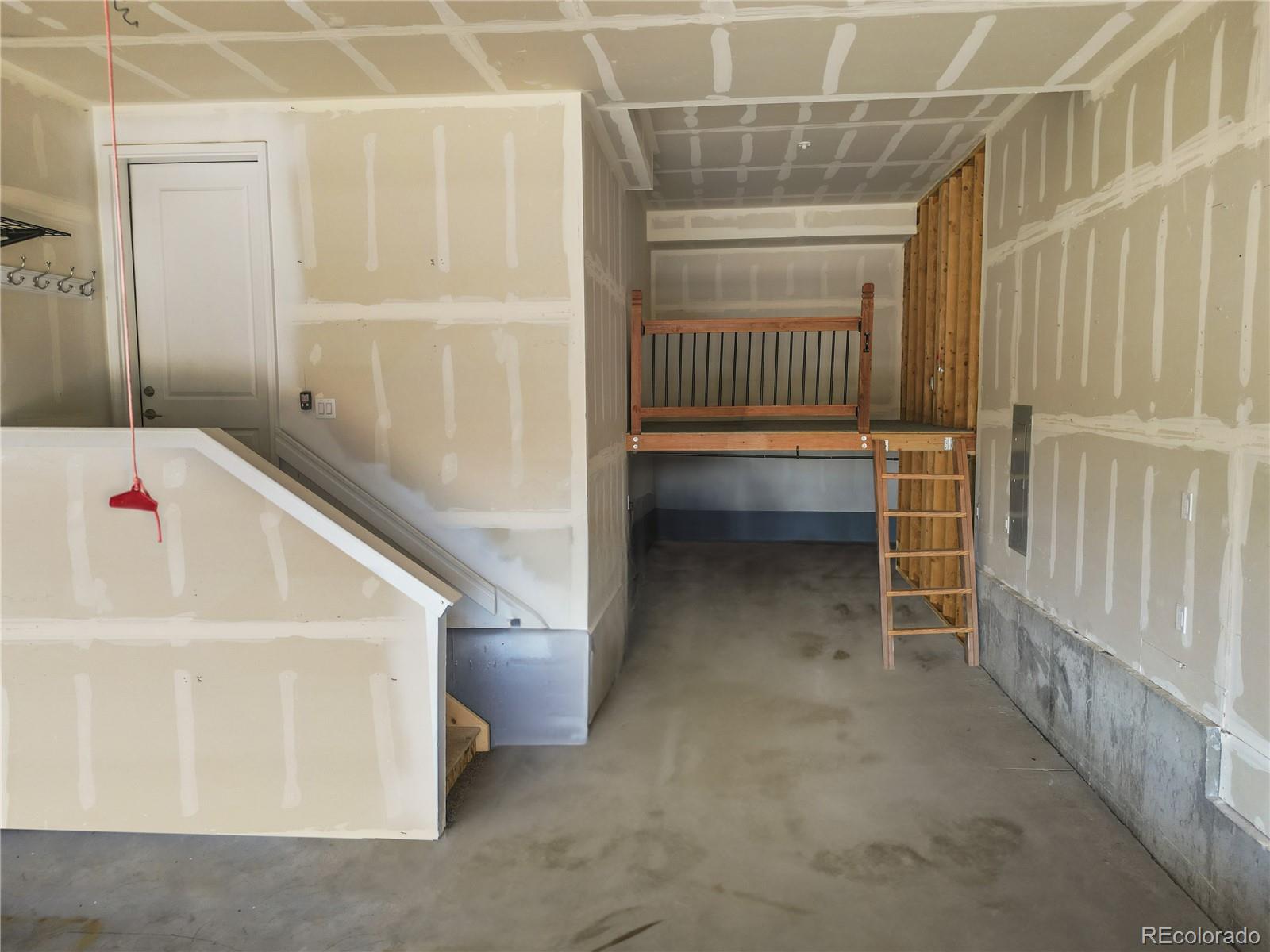 6870 Groveton Avenue