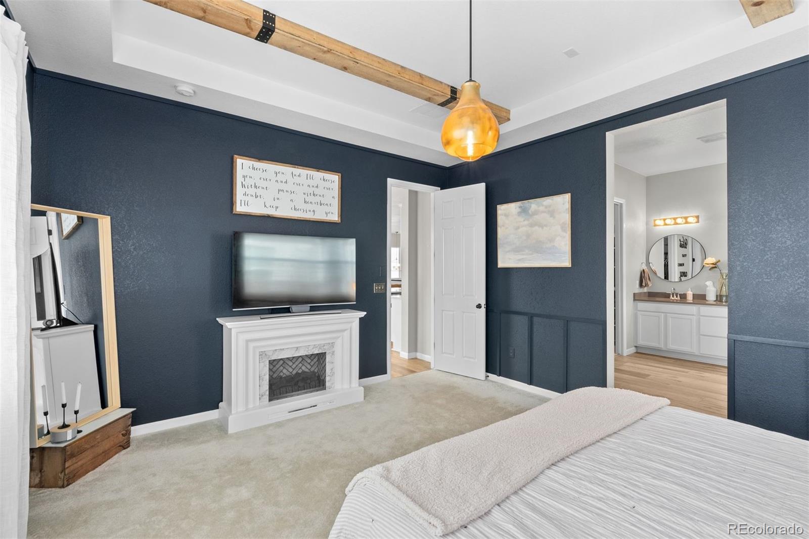 5892 Side Saddle Lane