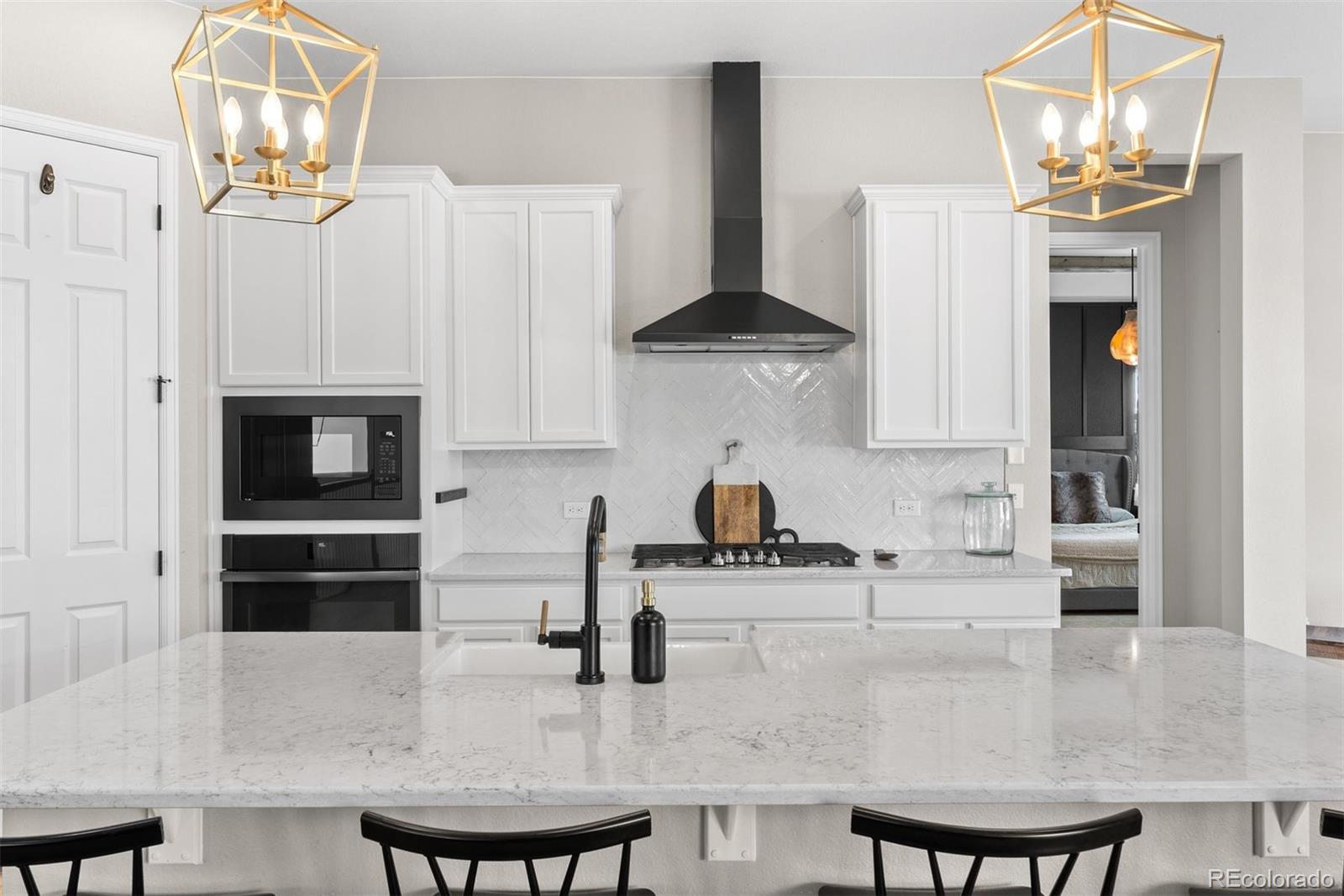 5892 Side Saddle Lane