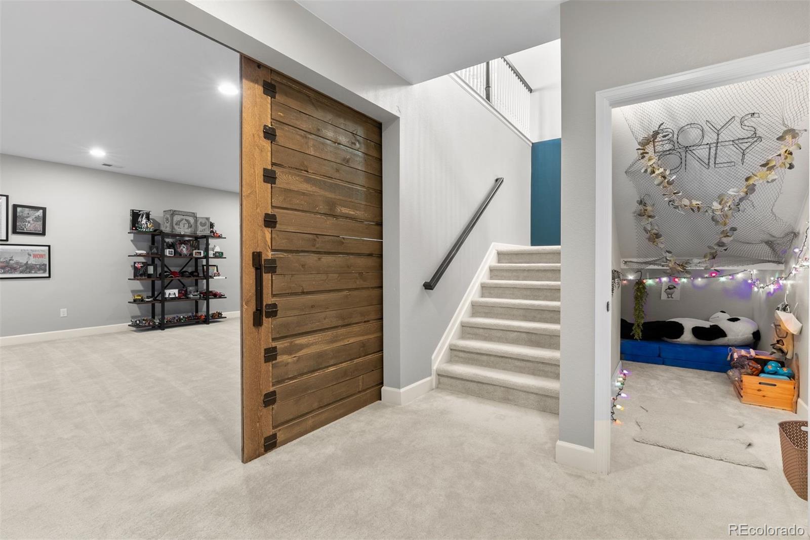 5892 Side Saddle Lane