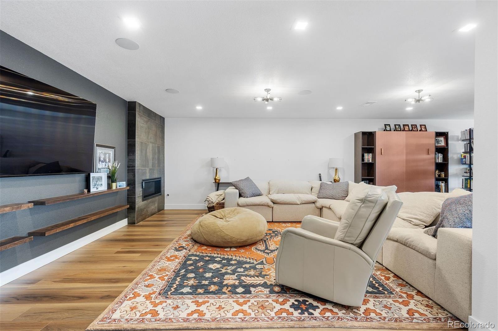 7077 Copper Sky Circle