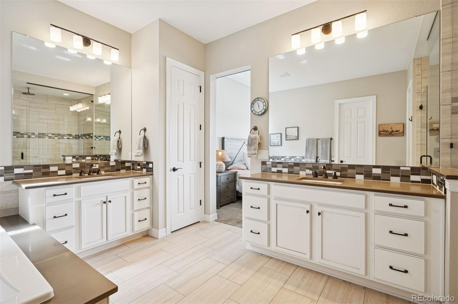 8621 S De Gaulle Court