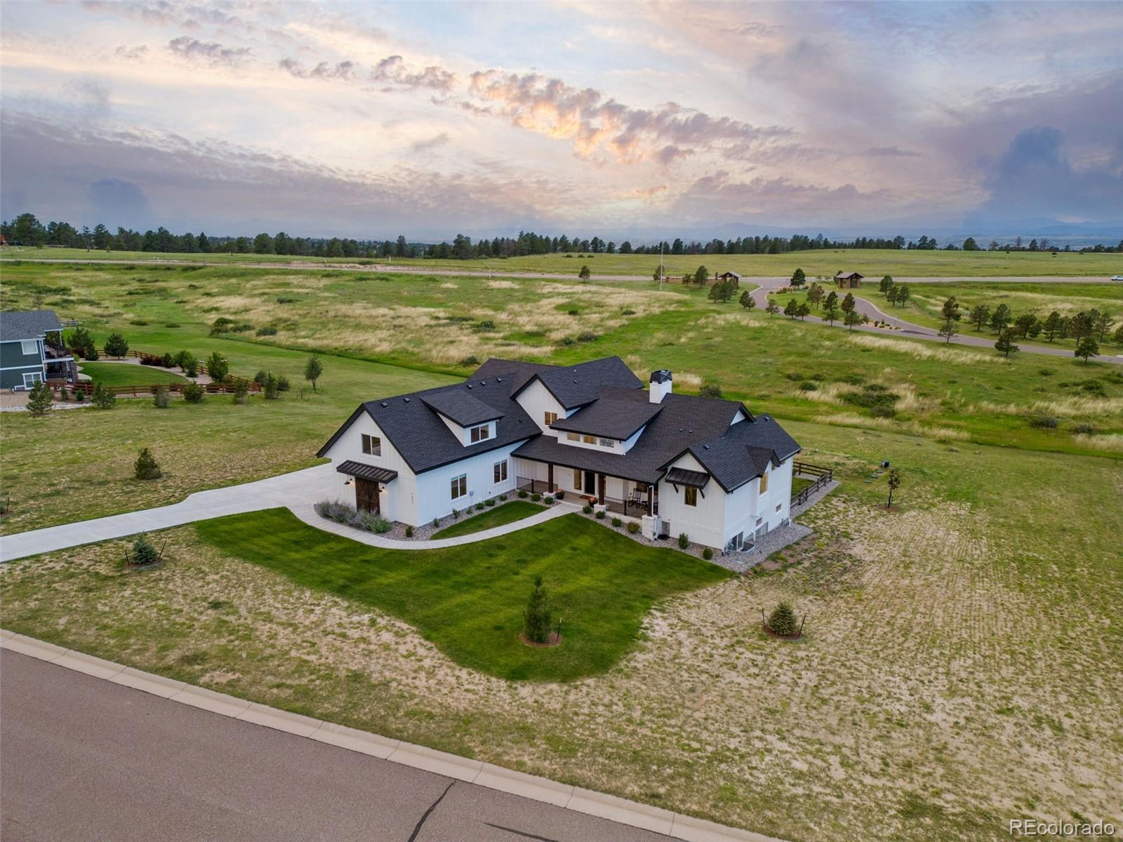 7657 Grande River Court