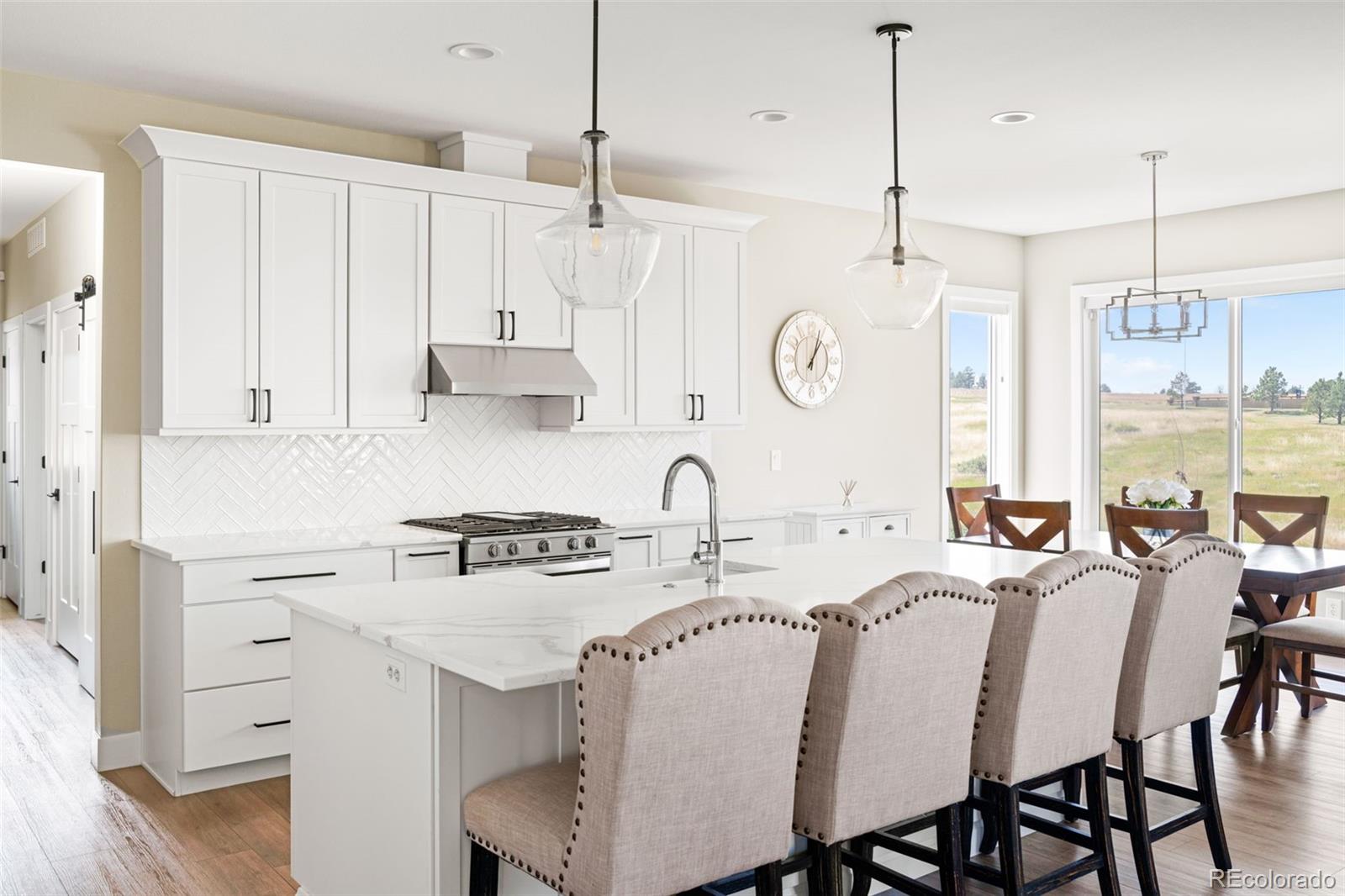 7657 Grande River Court