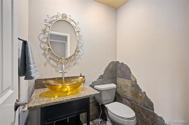 7582 Powderhorn Drive