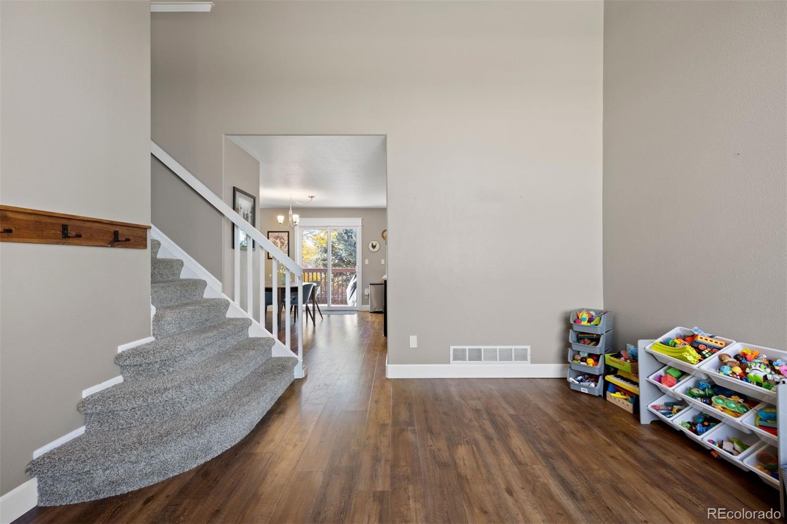 21484 E Crestline Lane