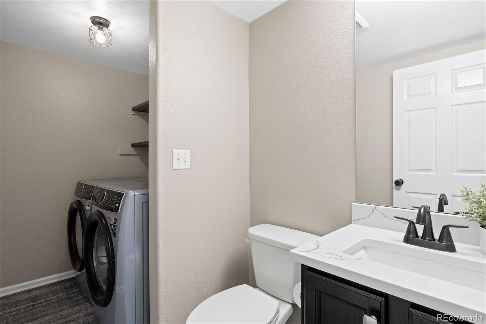 21484 E Crestline Lane