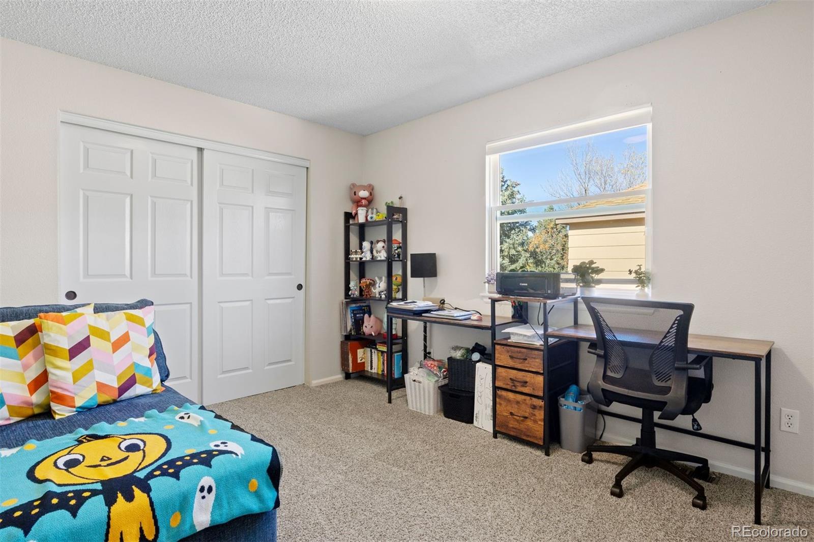 21484 E Crestline Lane