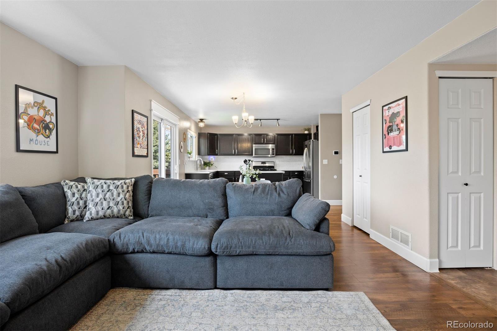 21484 E Crestline Lane